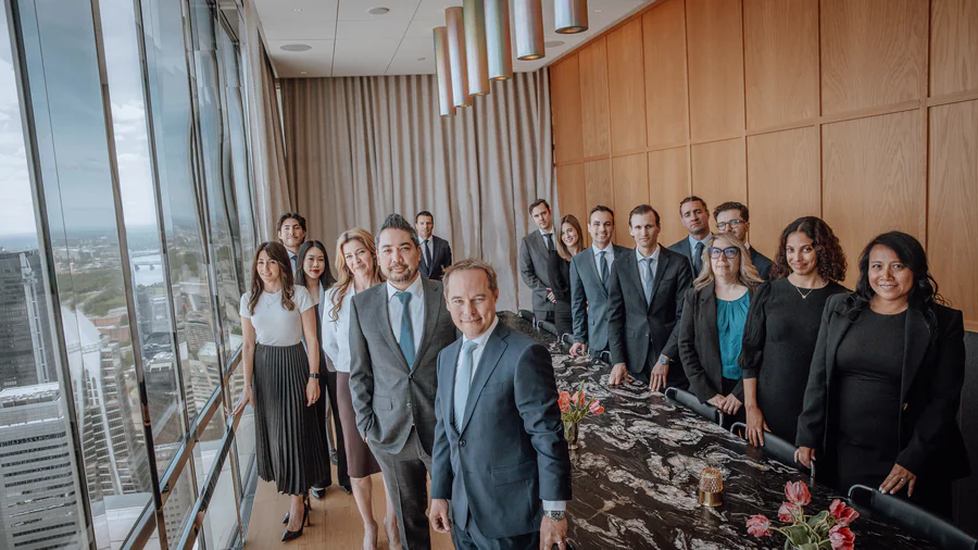 group-picture-meet-the-experts