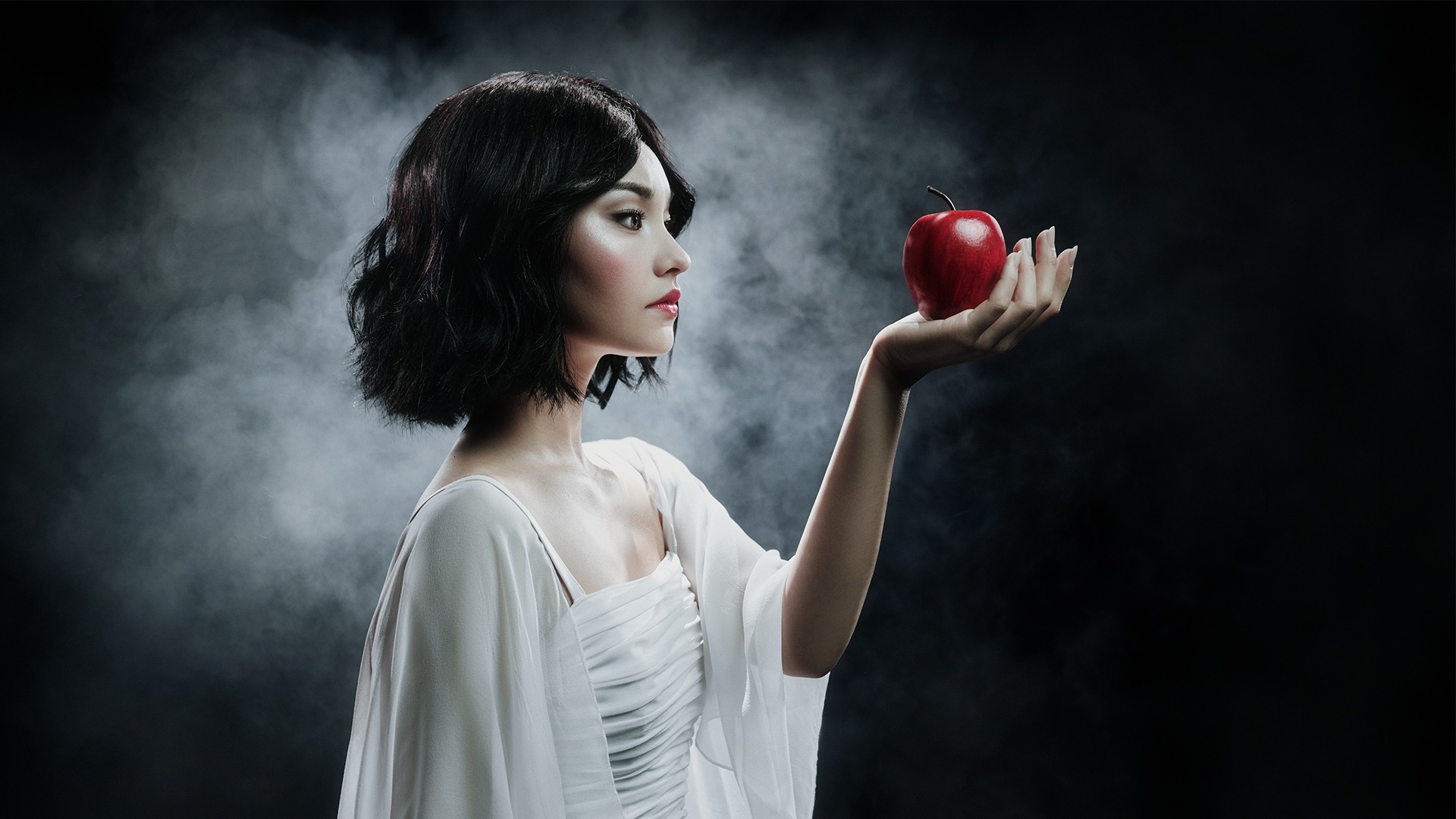1920x1080_GB_Blanche_Neige_SashaOnyshchenko_AnaisRoy